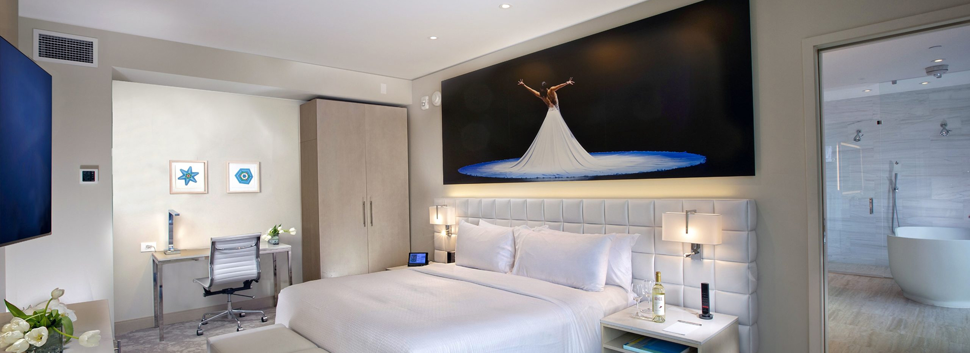 Suites at HALL Arts Hotel features modern design and comfort